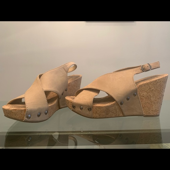 Leather stud wedges - Picture 1 of 3